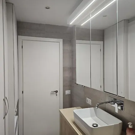 Mit Poolsicht Apartament