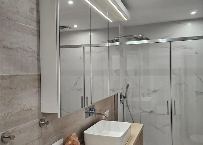 Apartament Mit Poolsicht *