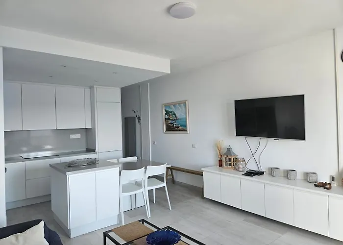 Mit Poolsicht Apartment Costa Del Silencio