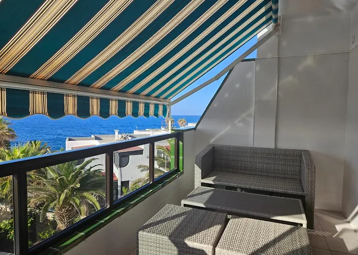 Mit Poolsicht Apartment Costa Del Silencio