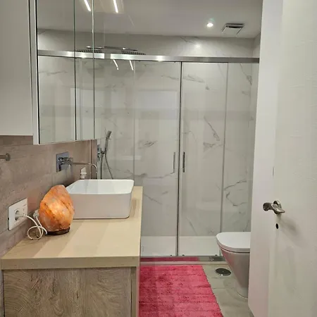 Apartment Mit Poolsicht *