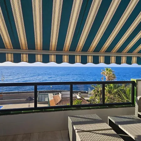 Apartment Mit Poolsicht Costa Del Silencio